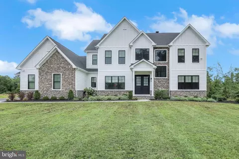 6934 Greene Meadow Ln, New Hope, PA 18938