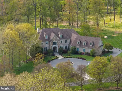 203 Wecks Pond, New Hope, PA 18938