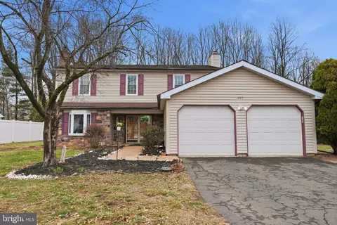 205 High St, Newtown, PA 18940