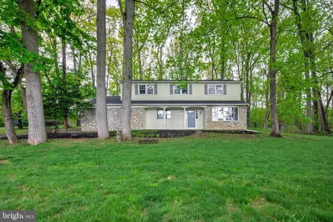 4928 Edgewood Rd, Doylestown, PA 18902