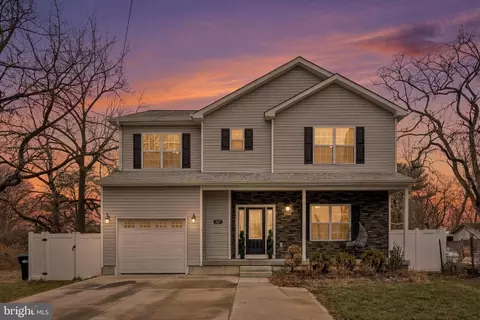 709 Shadyside Ave, Croydon, PA 19021