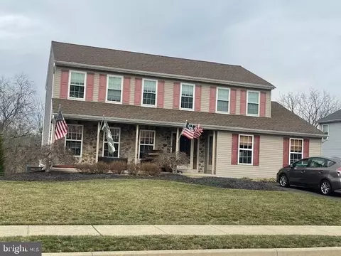 212 Red Maple Ct, Chalfont, PA 18914