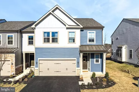 2016 Marquis Ln, Jamison, PA 18929