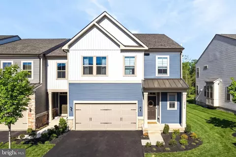 2016 Marquis Ln, Jamison, PA 18929