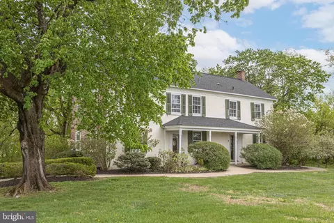 718 Telegraph Rd, Perkasie, PA 18944