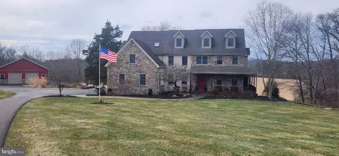 23 Red Hill Rd, Pipersville, PA 18947