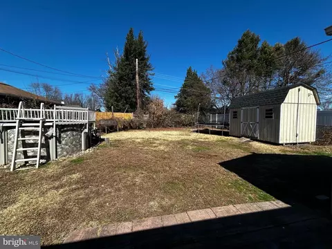 Exterior - 901 Spencer Dr, Croydon, PA 19021 photo 3 of 3