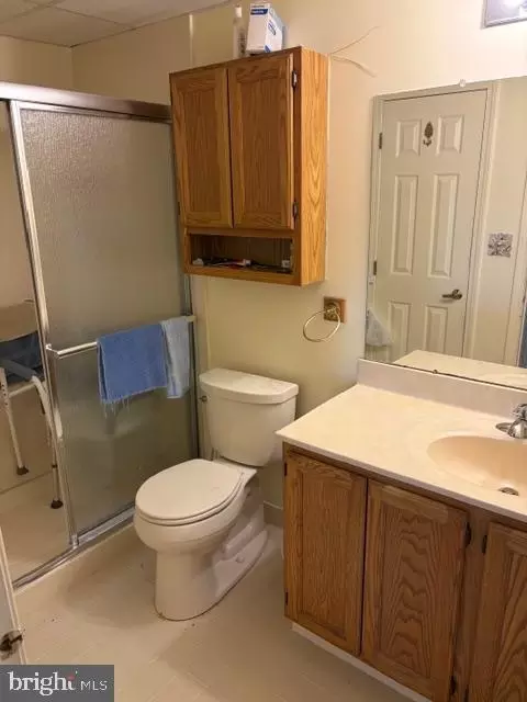 Bath - 7103 Centennial Sta, Warminster, PA 18974 photo 1 of 2