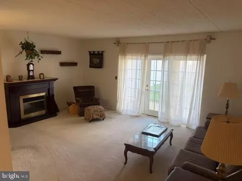 Living - 7103 Centennial Sta, Warminster, PA 18974 photo 2 of 4