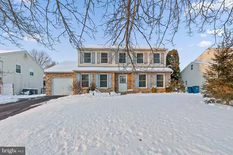 104 Sacramento Dr, Quakertown, PA 18951