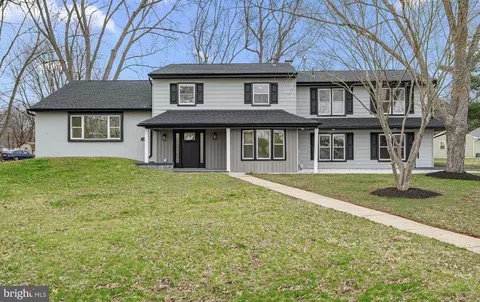 356 Magnolia Rd, Warminster, PA 18974