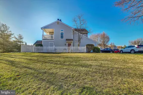 483 Cedar Hollow Dr, Yardley, PA 19067