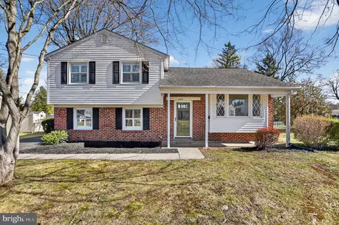 1283 Irma Rd, Warminster, PA 18974