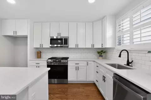 Kitchen - 1283 Irma Rd, Warminster, PA 18974 photo 2 of 4