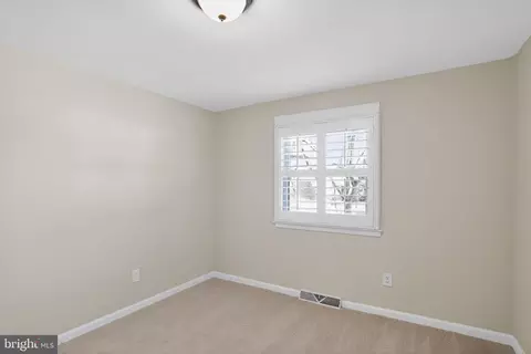 Bedroom - 1283 Irma Rd, Warminster, PA 18974 photo 4 of 6