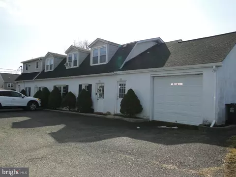 650 E Broad St, Quakertown, PA 18951