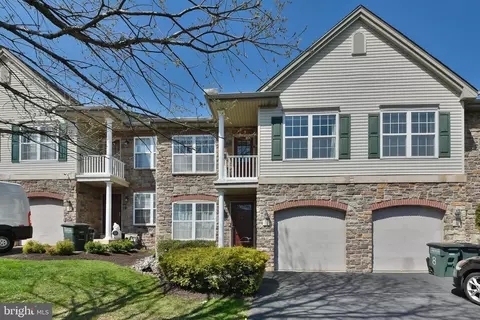 10 Dukes Way, Feasterville Trevose, PA 19053