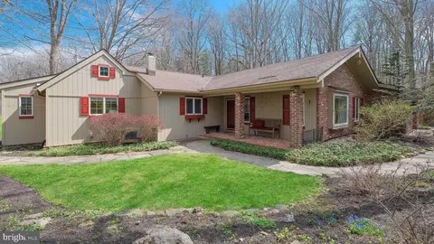 3125 Pelham Pl, Doylestown, PA 18902