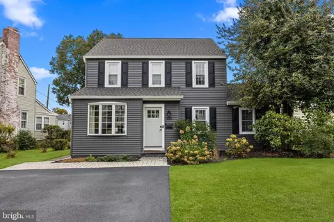 333 E Birch Dr, Morrisville, PA 19067