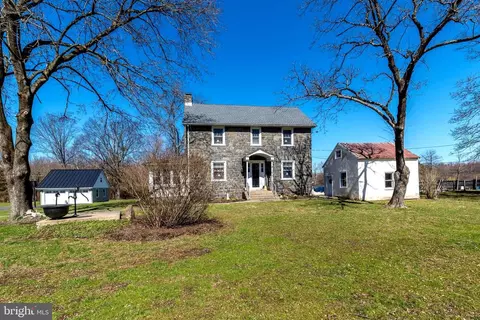 1219 Ridge Rd, Sellersville, PA 18960