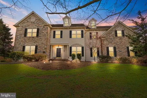 1310 Prospect Farm Dr, Yardley, PA 19067
