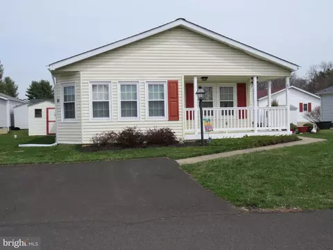 59 Wildflower Ct, New Hope, PA 18938