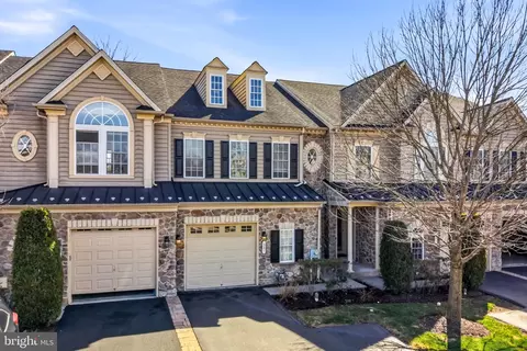 331 Village Way, Chalfont, PA 18914
