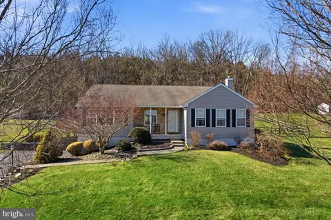 4315 Barndt Rd, Telford, PA 18969