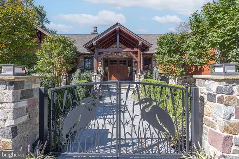 992 Worthington Mill Rd, Newtown, PA 18940