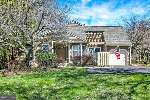 1576 Applewood Cir, Yardley, PA 19067