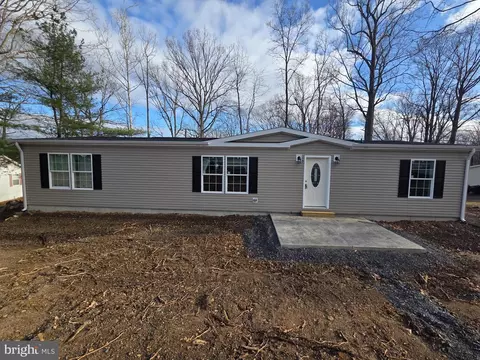 9 Hillside Dr, Quakertown, PA 18951