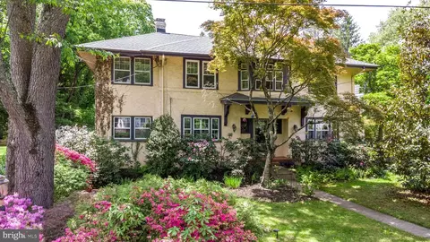 825 Highland Ave, Morrisville, PA 19067