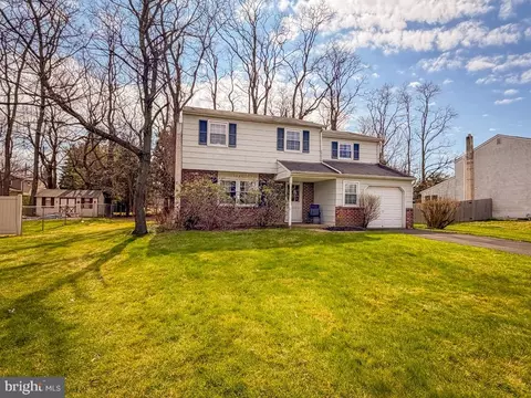 Exterior - 1007 Dick Ave, Warminster, PA 18974 photo 3 of 7
