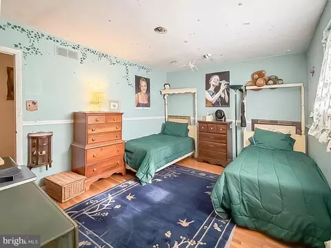 Bedroom - 1007 Dick Ave, Warminster, PA 18974 photo 6 of 10