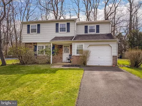1007 Dick Ave, Warminster, PA 18974