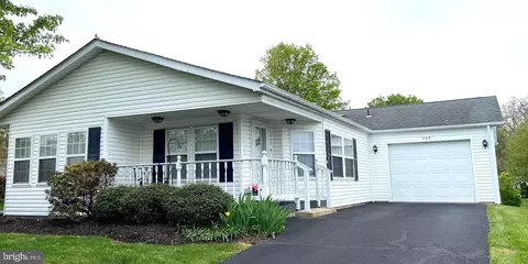 449 Grouse Ct W, New Hope, PA 18938