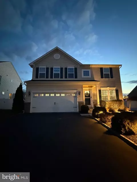 1168 Lynch Cir, Warminster, PA 18974