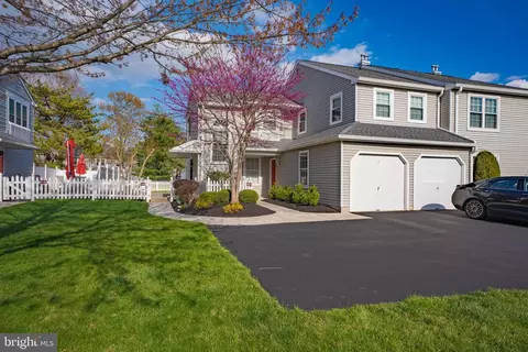 614 A Rose Hollow Dr, Yardley, PA 19067