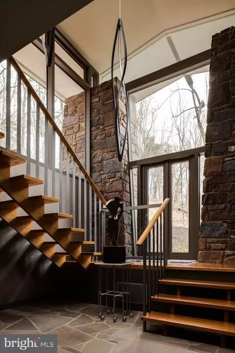 Entry Way - 372 Brownsburg Rd, Newtown, PA 18940 photo 1 of 5