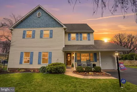 211 Longview Ave, Langhorne, PA 19047