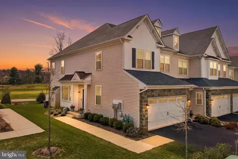 86 Parry Way, Ivyland, PA 18974