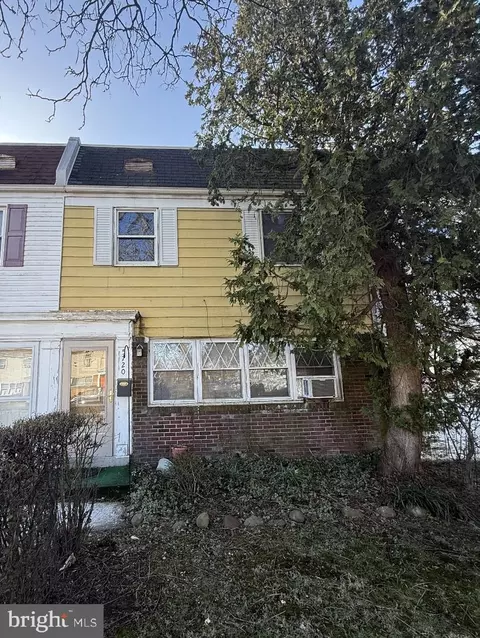 5720 Mitchell Rd, Levittown, PA 19057