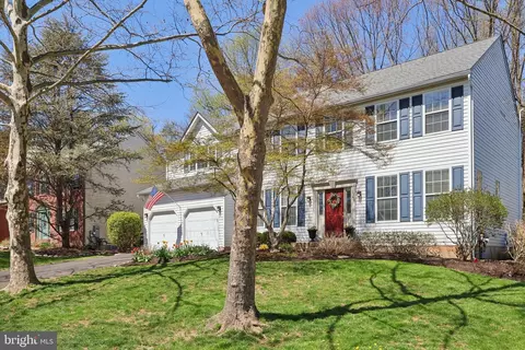 48 Steeplechase Dr, Doylestown, PA 18901