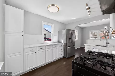 Kitchen - 916 Stephen Ave, Croydon, PA 19021 photo 2 of 2