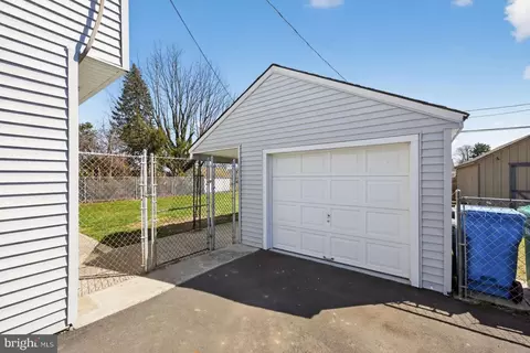 Other - 916 Stephen Ave, Croydon, PA 19021 photo 10 of 11