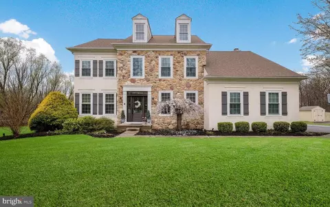 20 Endslow Ln, Perkasie, PA 18944