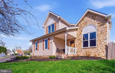 2233 Apple Way, Bensalem, PA 19020