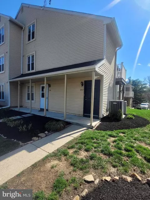757 E Parker St, Langhorne, PA 19047