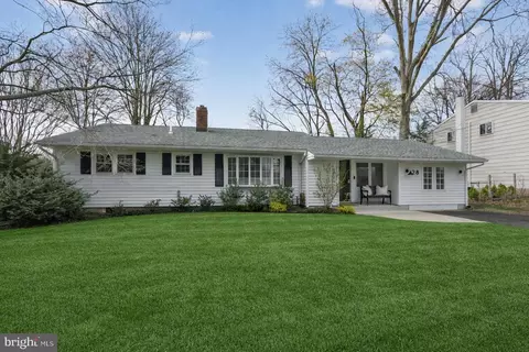 28 Manor Ln #N, Yardley, PA 19067