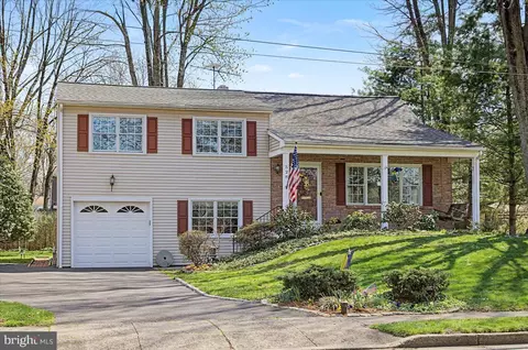 528 E Court St, Doylestown, PA 18901